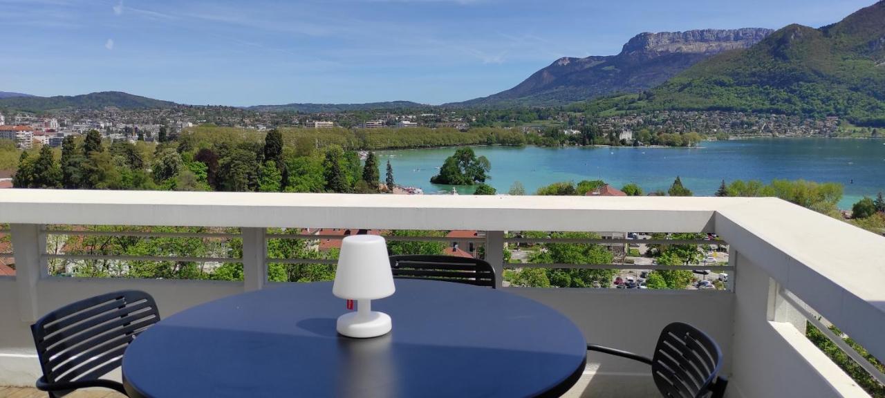 Annecy Lake, Luxury Top Floor Apartment - Lla Selections By Location Lac آنسي المظهر الخارجي الصورة